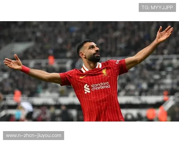 利物浦中场长传直挂，萨拉赫接球冷静施射得手